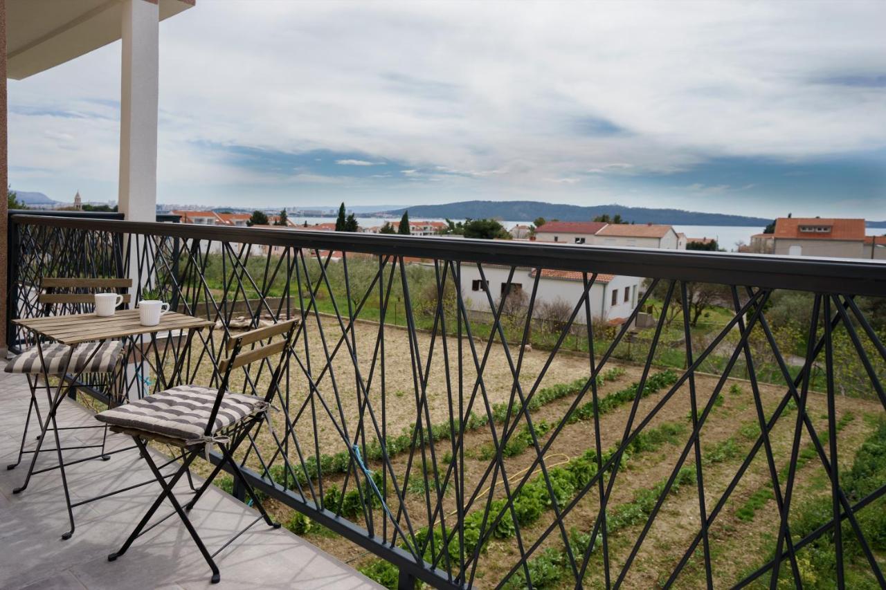 4-Star Apartments Bianco Kaštela Zewnętrze zdjęcie