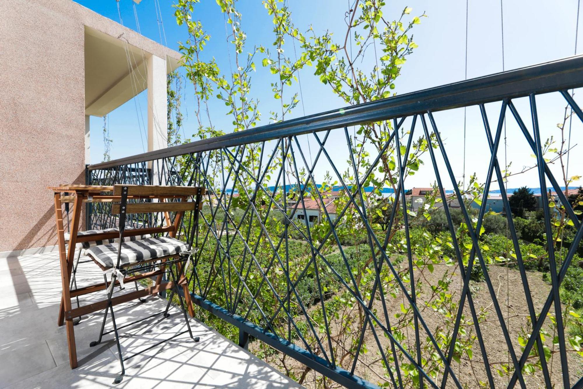 4-Star Apartments Bianco Kaštela Zewnętrze zdjęcie