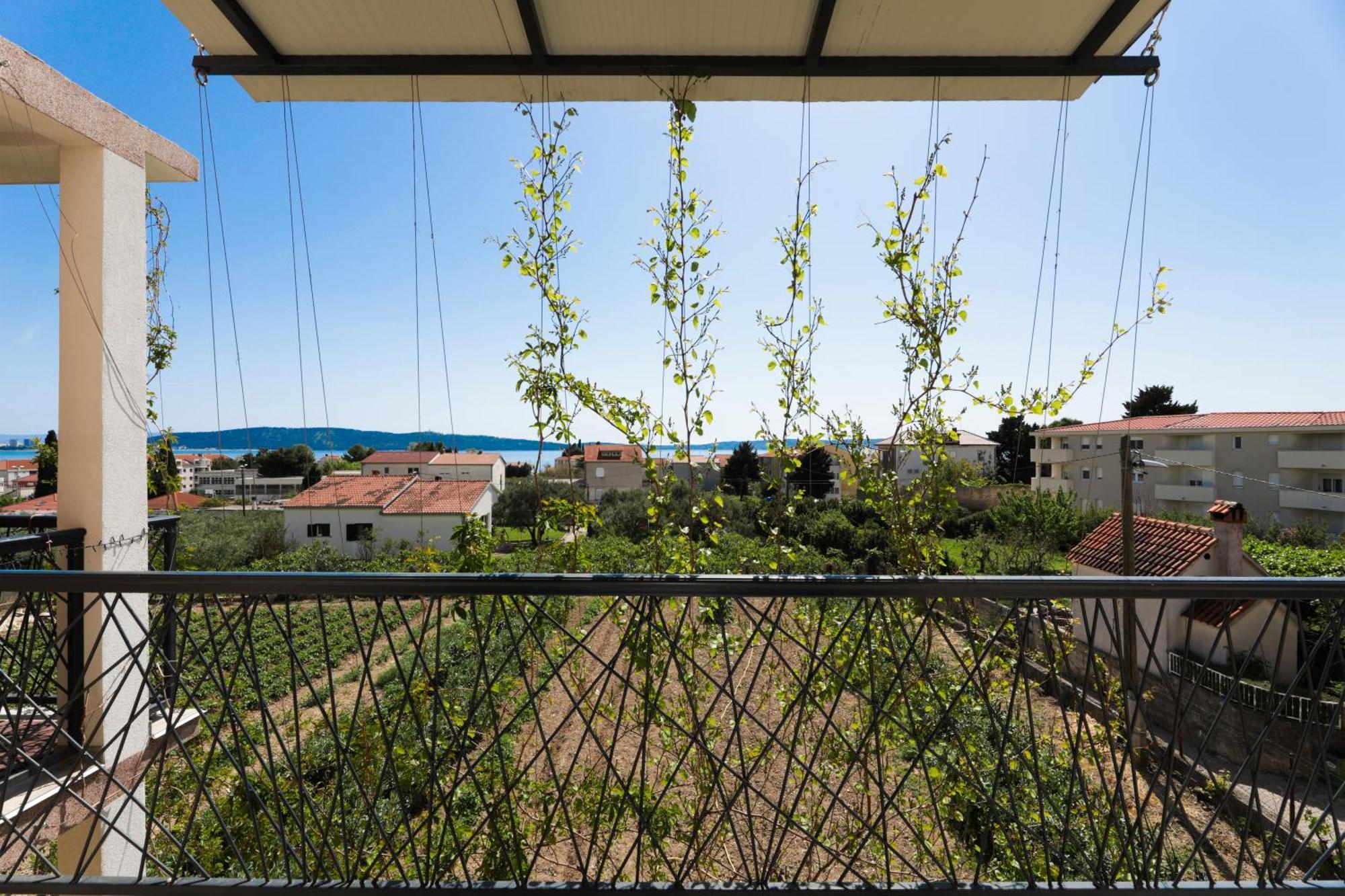 4-Star Apartments Bianco Kaštela Zewnętrze zdjęcie