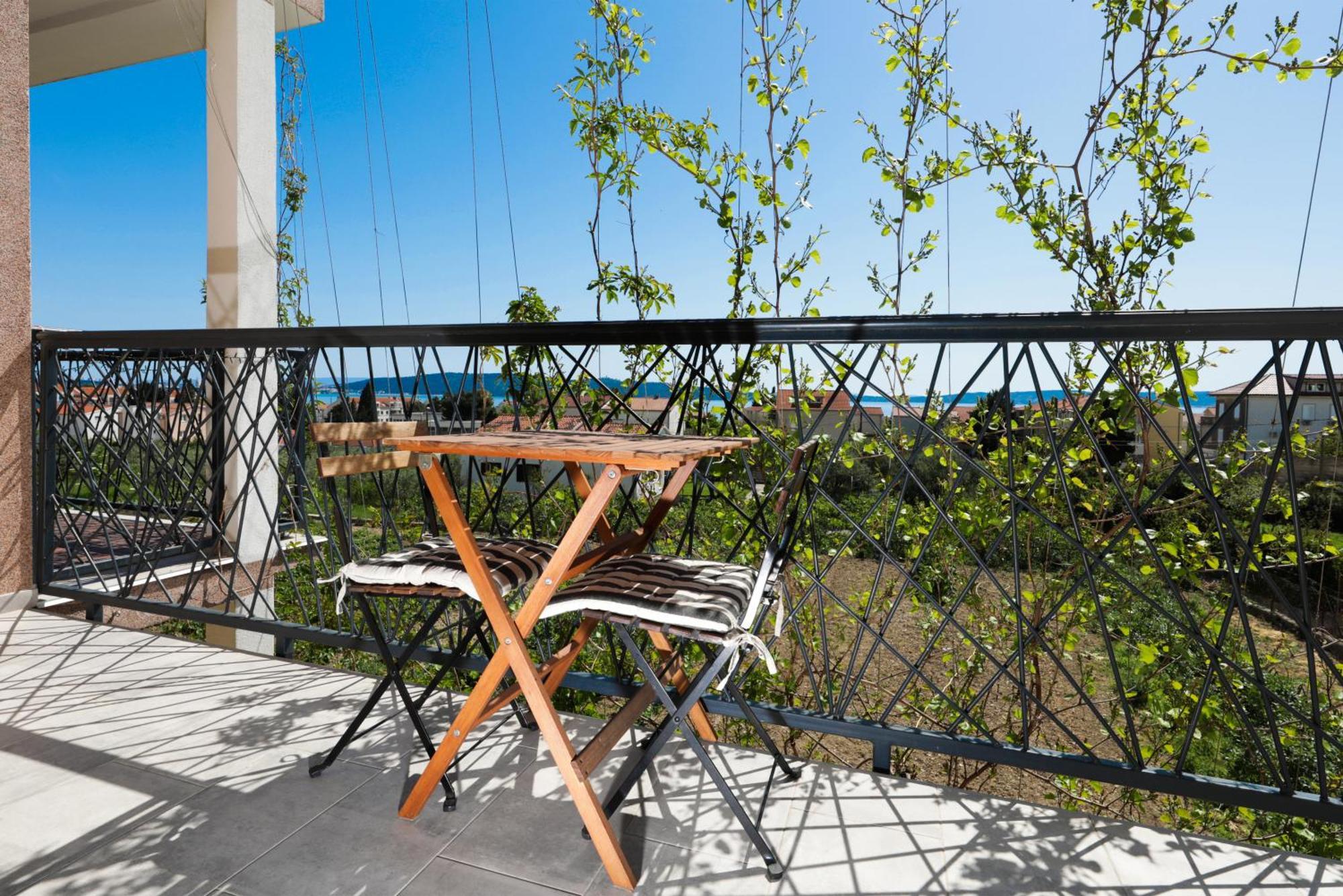 4-Star Apartments Bianco Kaštela Zewnętrze zdjęcie